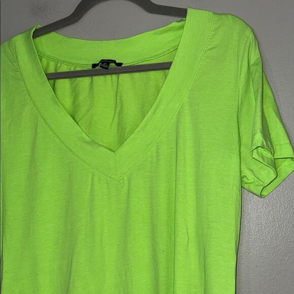 Ambiance Green Relaxed Short Sleeve T-Shirt - Picture 3 of 11